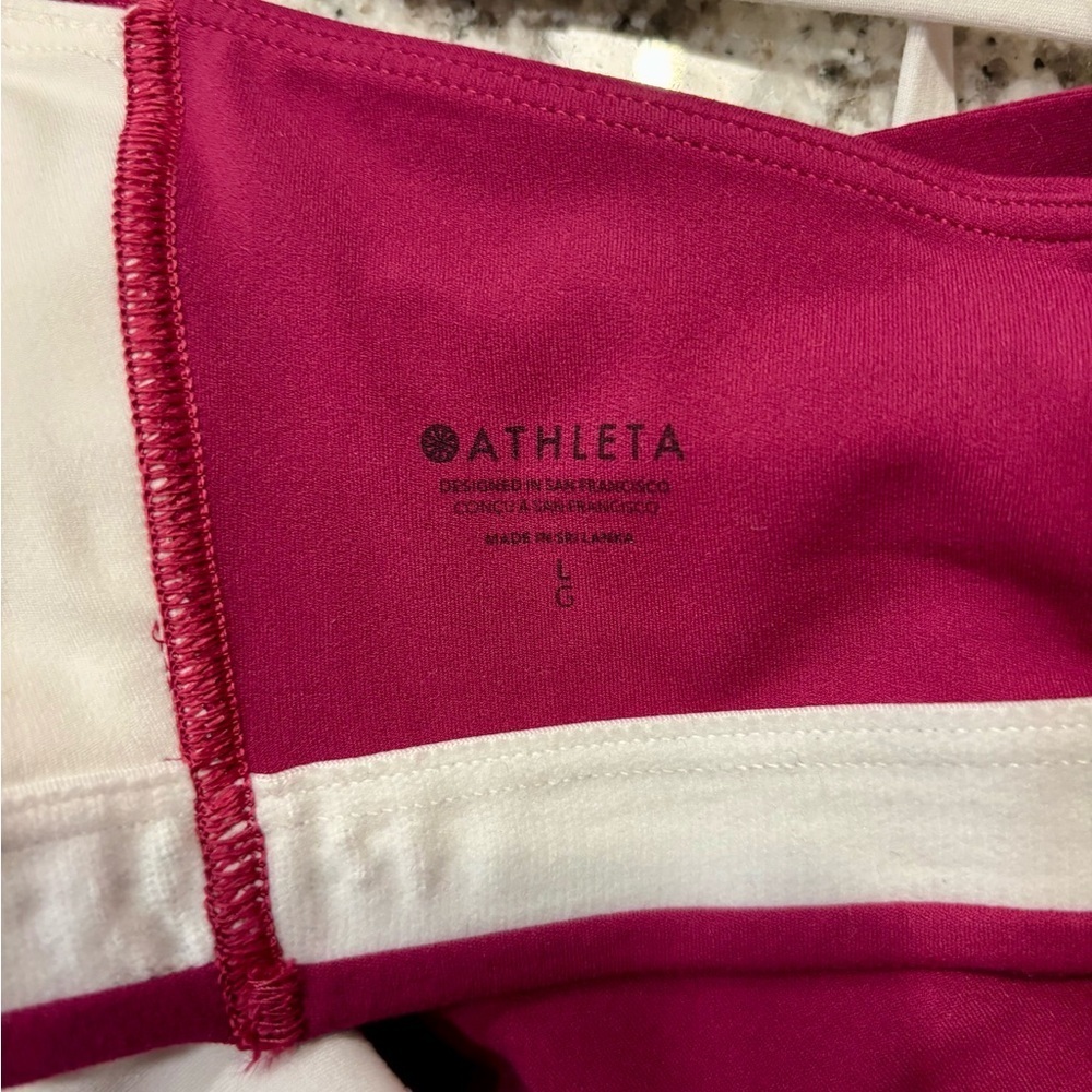 NWOT Athleta Double Up Sports Bra D-DD in Wildberry, size L - Picture 9 of 9